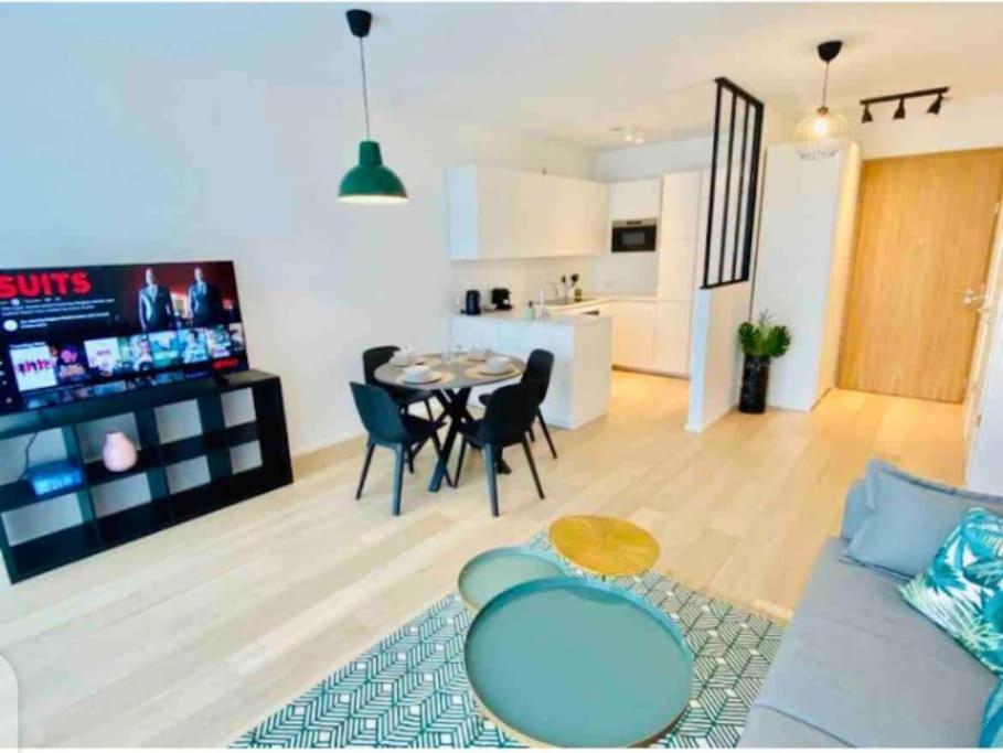 Large 1 Bedroom In Center Terrace & Parking-chiny1 Apartment Luxemburg